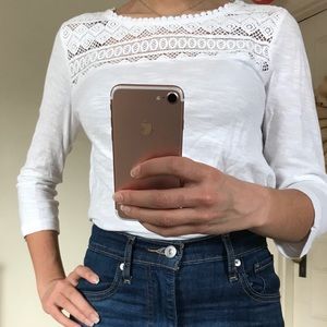 🕸WHITE TUNIC W/ CROCHET NECK🕸